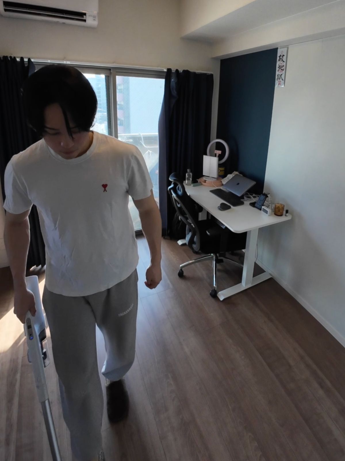 カイト、出勤前は何してるの？